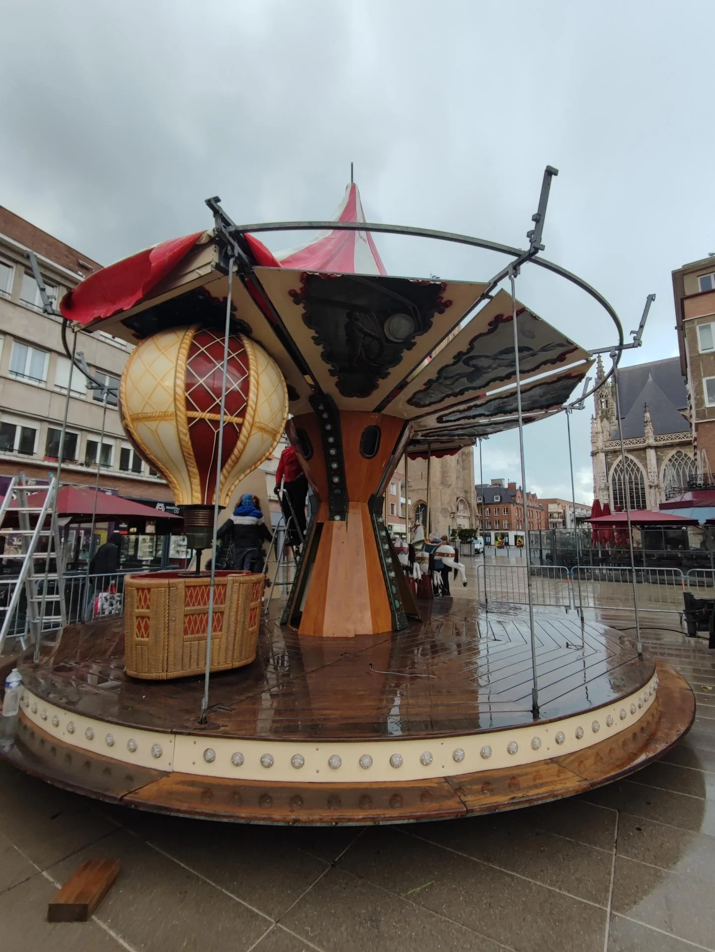 Installation carrousel 5